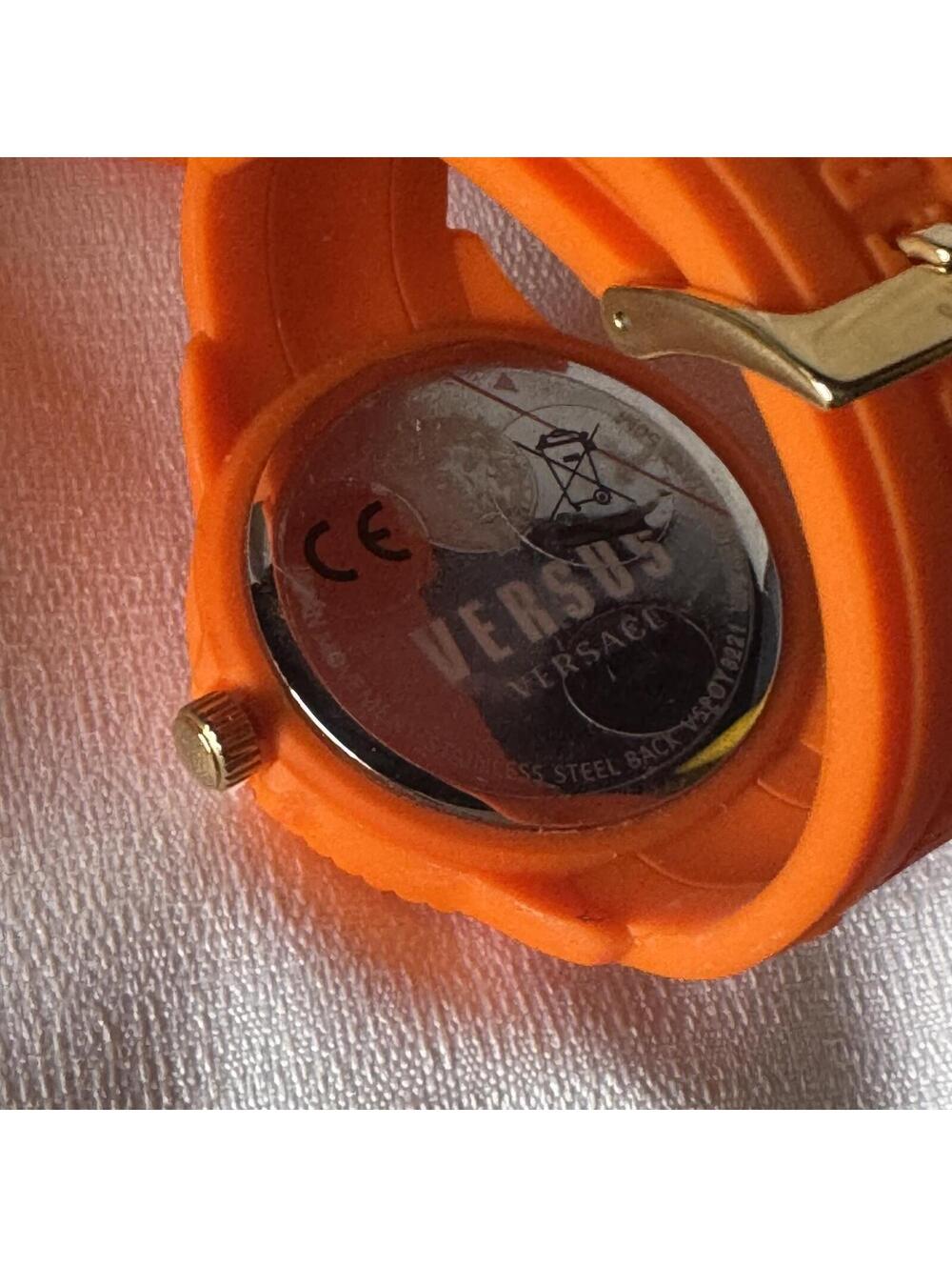 Versus by Versace Watch Tokyo R Orange VSPOY0218 Silicone Lion Head With Case - Picture 8 of 8